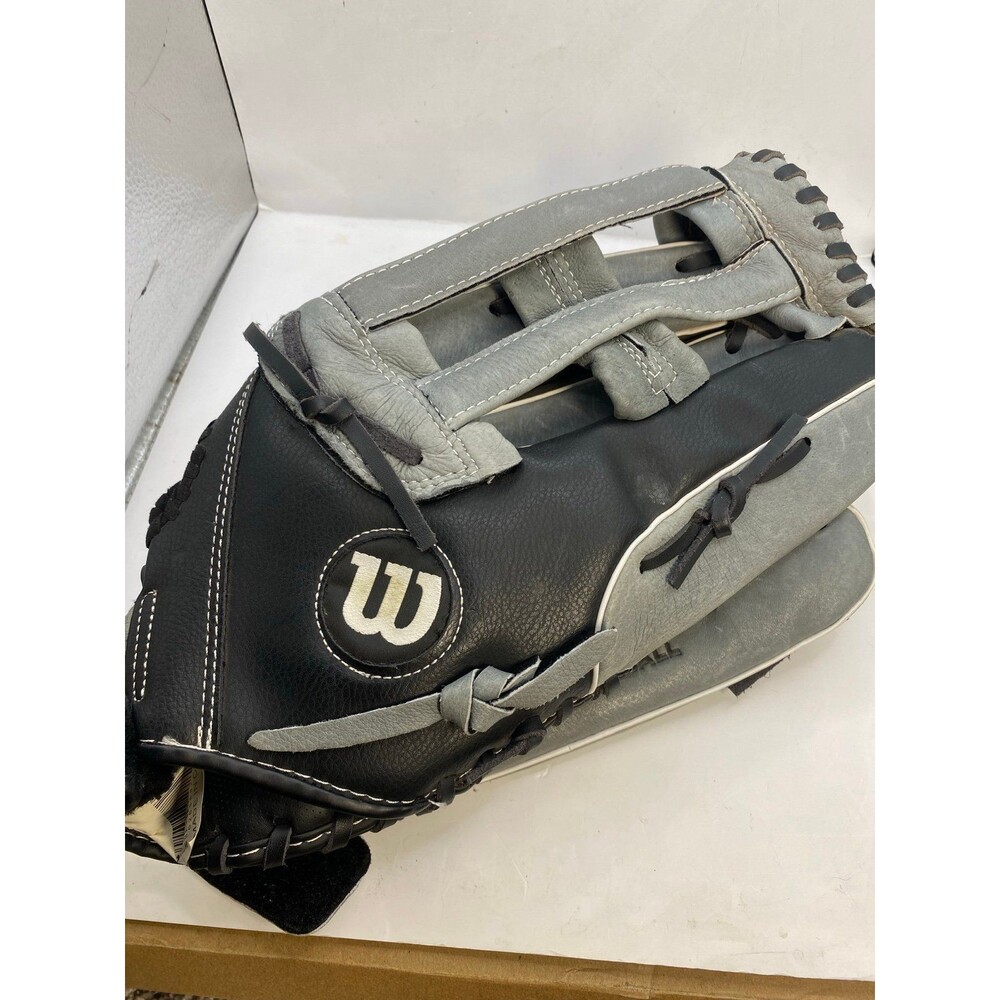 Wilson A2444 Black Elite 14" Softball Glove Oversized Pocket RHT